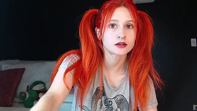 skinny Raven online show from December 20, 2025, 6:26 pm