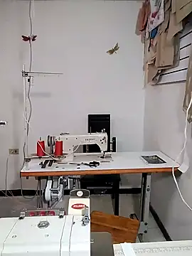 Alissamore3 online show from February 28, 2025, 5:15 pm