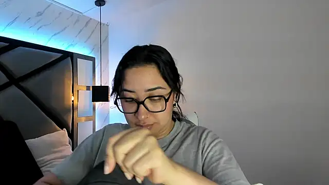 sayumi dirty online show from February 18, 2025, 7:09 pm