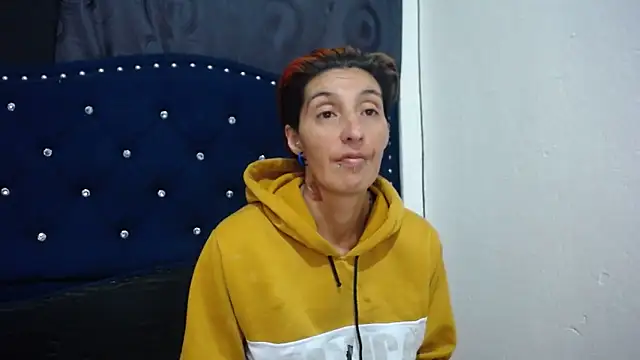 anyu1306 online show from January 10, 2025, 10:36 pm