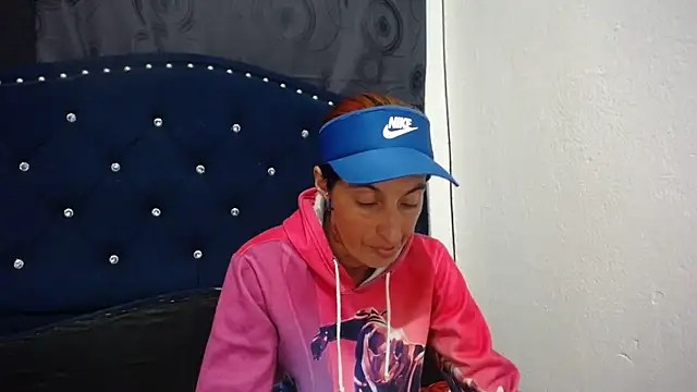 anyu1306 online show from January 30, 2025, 3:11 am