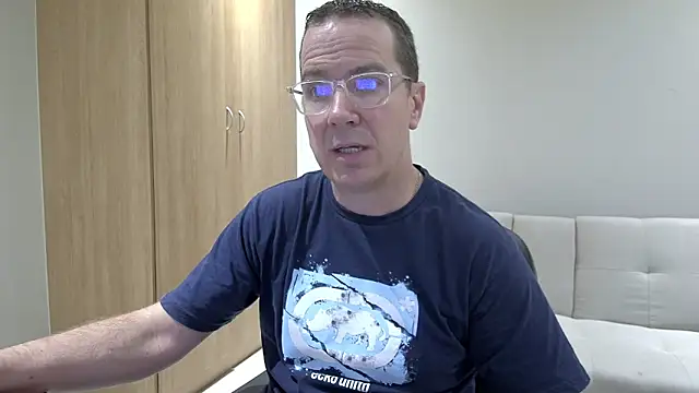 BrettJ81 online show from April 14, 2026, 4:46 pm