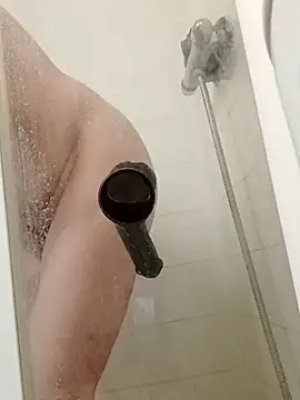 Snapshot of JOHANNA9MOI02 chatting on March 8, 2025, 11:05 am JOHANNA9MOI02 online show from March 8, 2025, 11:05 am