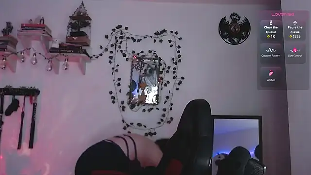 Snapshot of Eve_Blue77 chatting on March 3, 2026, 11:10 pm Eve Blue77 online show from March 3, 2026, 11:10 pm