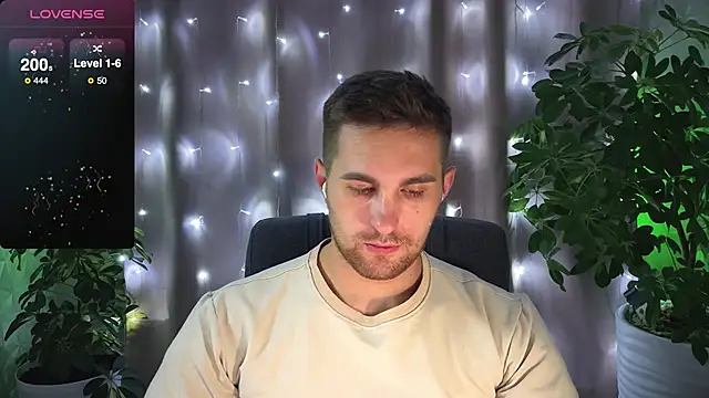 Sweeet  boy online show from February 3, 2025, 7:10 pm