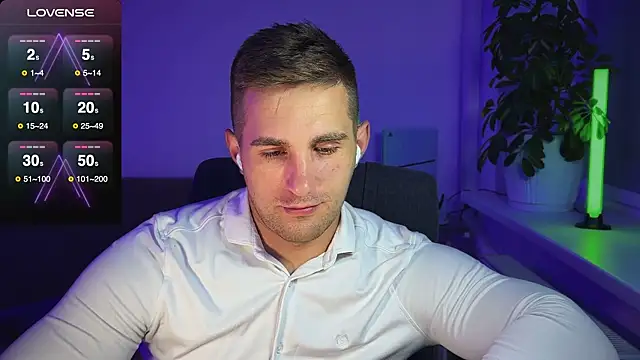 Sweeet  boy online show from September 13, 2025, 9:14 pm