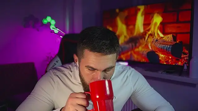 Sweeet  boy online show from February 13, 2026, 9:44 pm