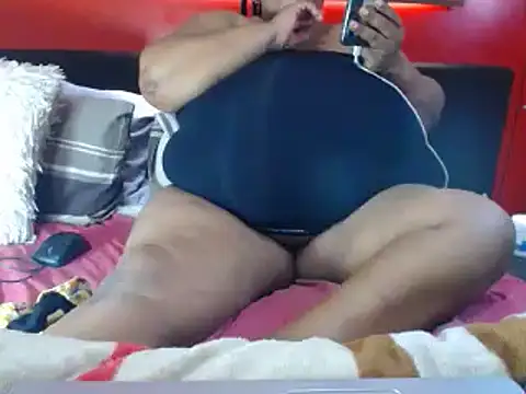 Snapshot of CandyBoobsXx chatting on December 29, 2024, 12:23 pm CandyBoobsXx online show from December 29, 2024, 12:23 pm