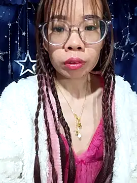   Mai-love19   online show from February 11, 2026, 1:21 am