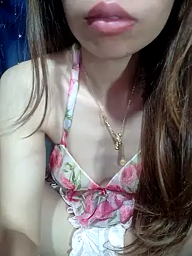   Mai-love19   online show from May 28, 2026, 3:26 am