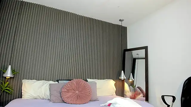 pervert lizza online show from March 27, 2026, 11:43 am