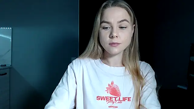 Sunbeam  online show from November 23, 2025, 5:02 pm