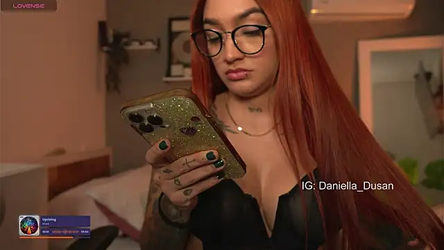 Snapshot of DaniDusan_ chatting on January 3, 2025, 9:47 pm DaniDusan  online show from January 3, 2025, 9:47 pm