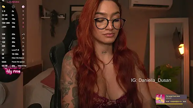 Snapshot of DaniDusan_ chatting on January 20, 2025, 10:26 pm DaniDusan  online show from January 20, 2025, 10:26 pm