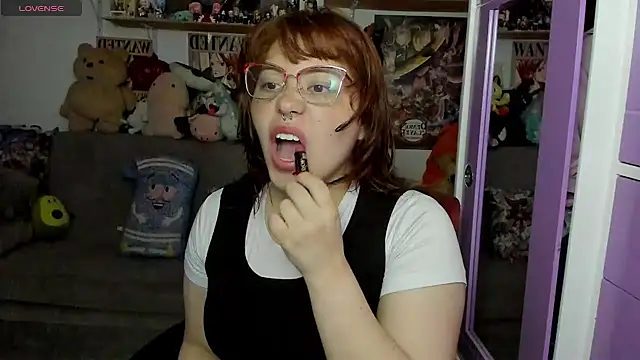 soficammy online show from December 19, 2024, 8:02 pm