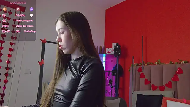 SweetySonya online show from March 4, 2026, 1:44 am