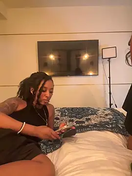 mismialove online show from February 26, 2026, 10:14 am