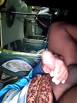 Snapshot of Kolkata___Boy chatting on December 30, 2024, 5:02 pm Kolkata   Boy online show from December 30, 2024, 5:02 pm