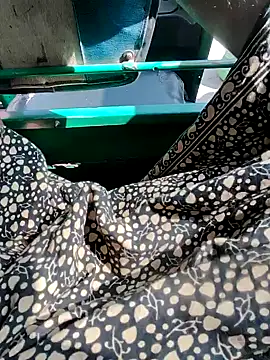 Snapshot of Kolkata___Boy chatting on January 4, 2025, 7:55 am Kolkata   Boy online show from January 4, 2025, 7:55 am